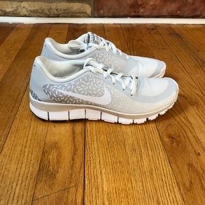 New Nike Womens Free 5.0 V4 Ns Pt pureplatinum/